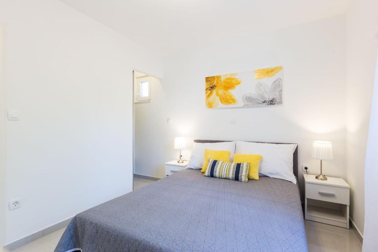 Petra Modern Apartment With Free Parking And Bbq Zadar Zewnętrze zdjęcie